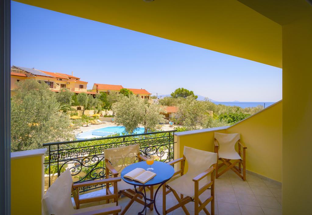 Limnionas Bay Village Aparthotel Marathokampos
