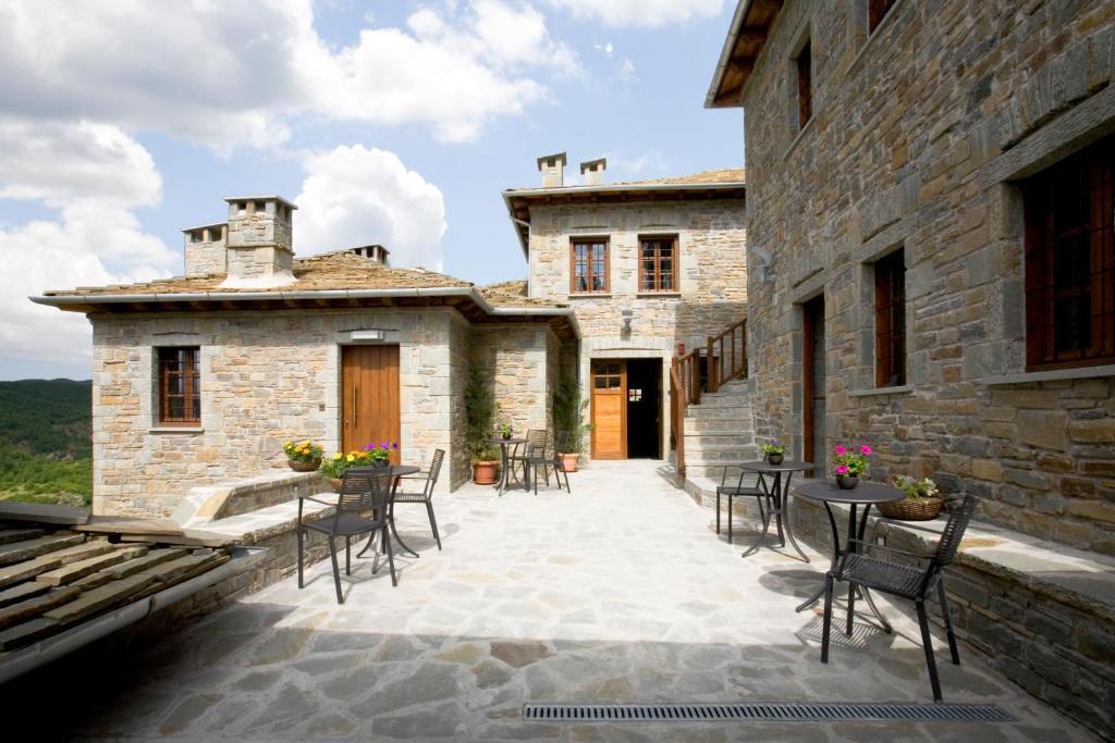 Guest house Kipi Suites 4*