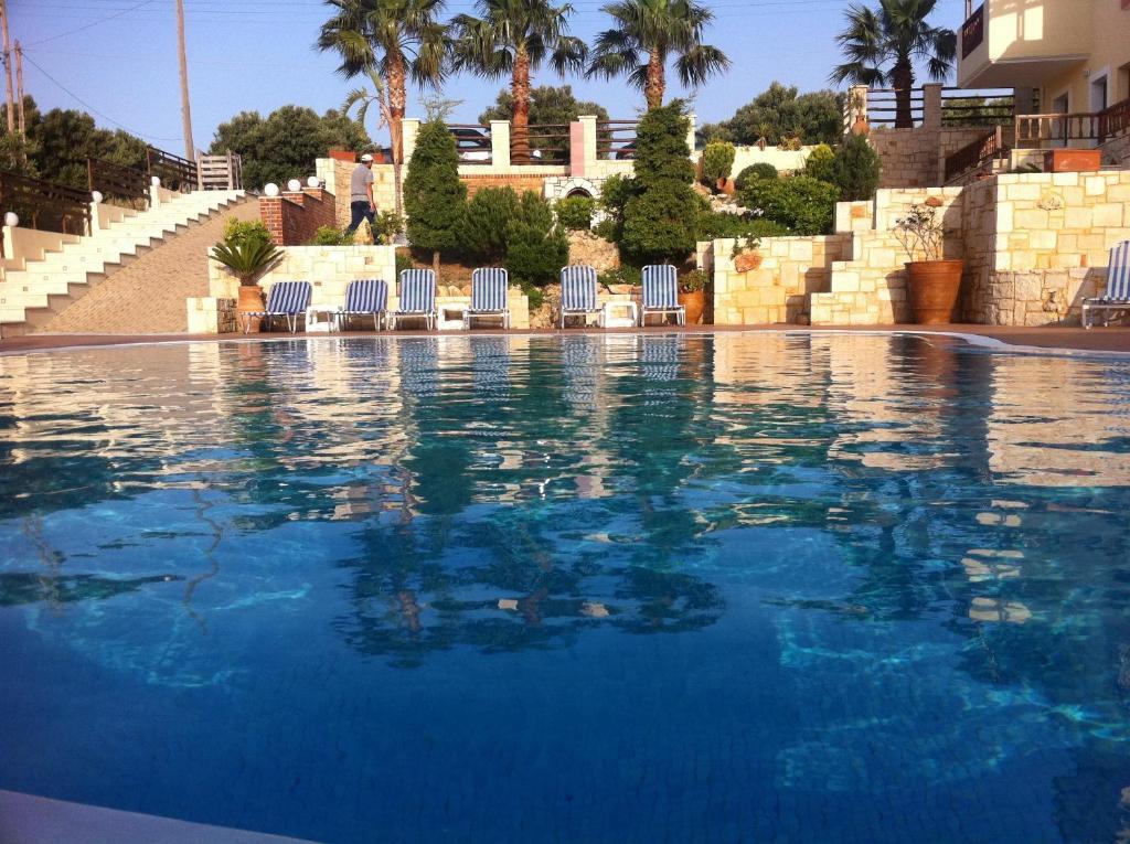 Diamond Village & Hotel