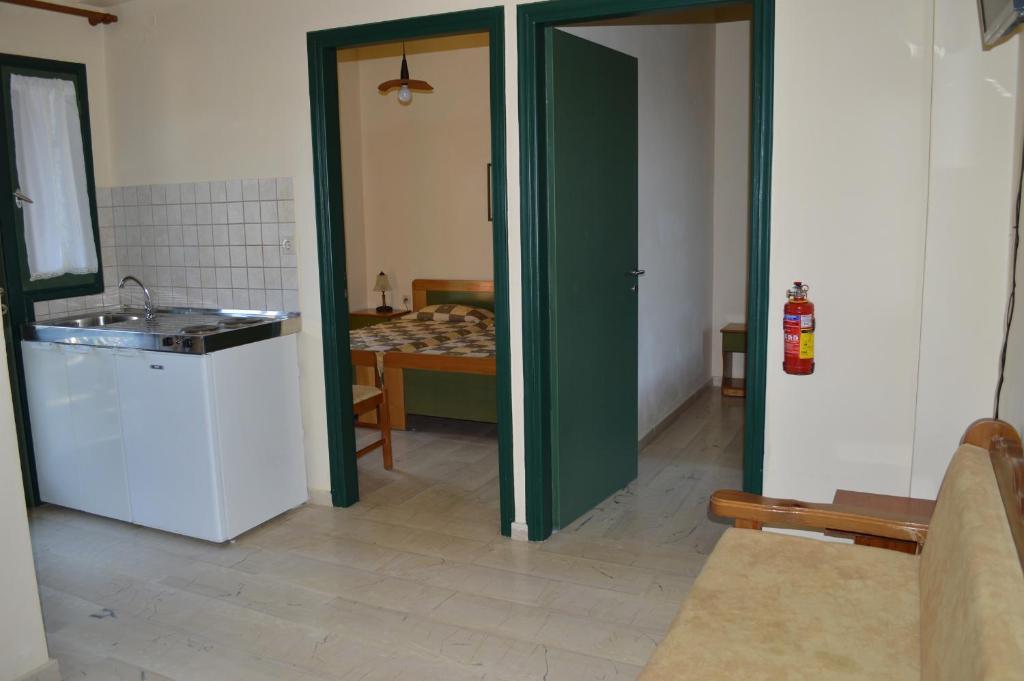 Apartment Erodios Kalyves