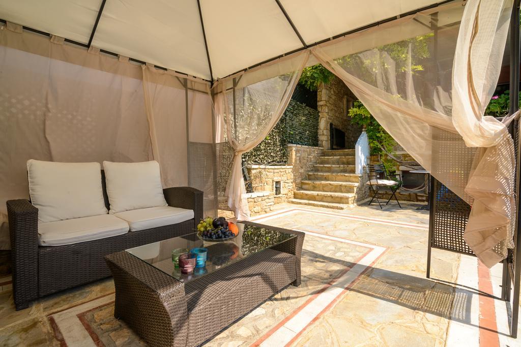 Maria Elena Villas Villa Neos Marmaras