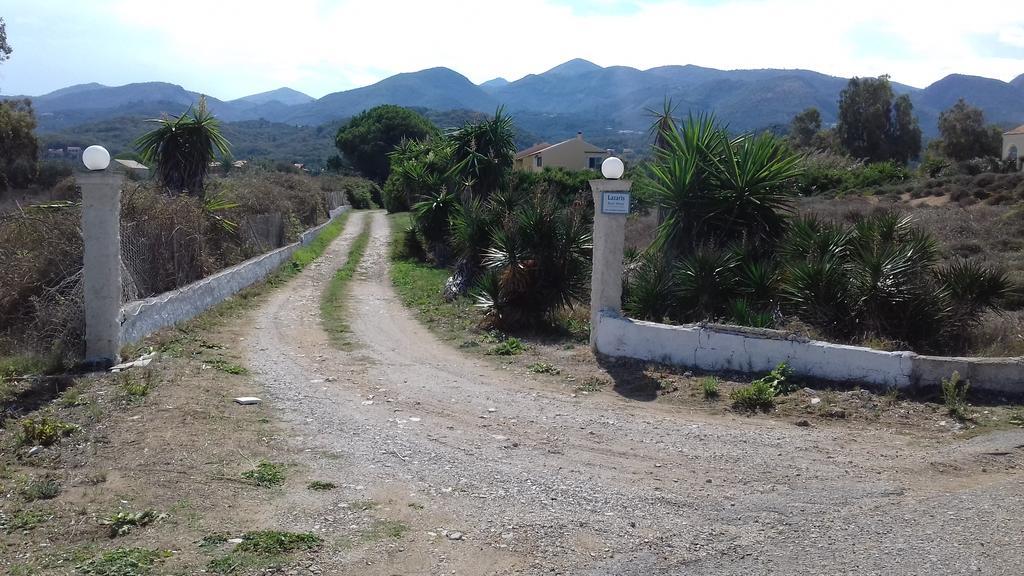 Lazaris Beach House Holiday home Almiros Beach