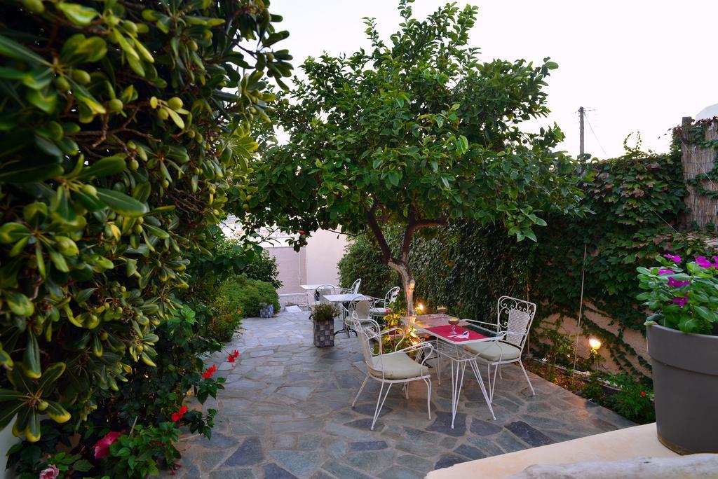 Bed & Breakfast 1901 Hermoupolis 3*