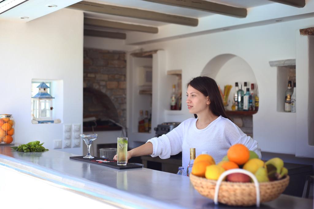 Island House 3* Mylopotas