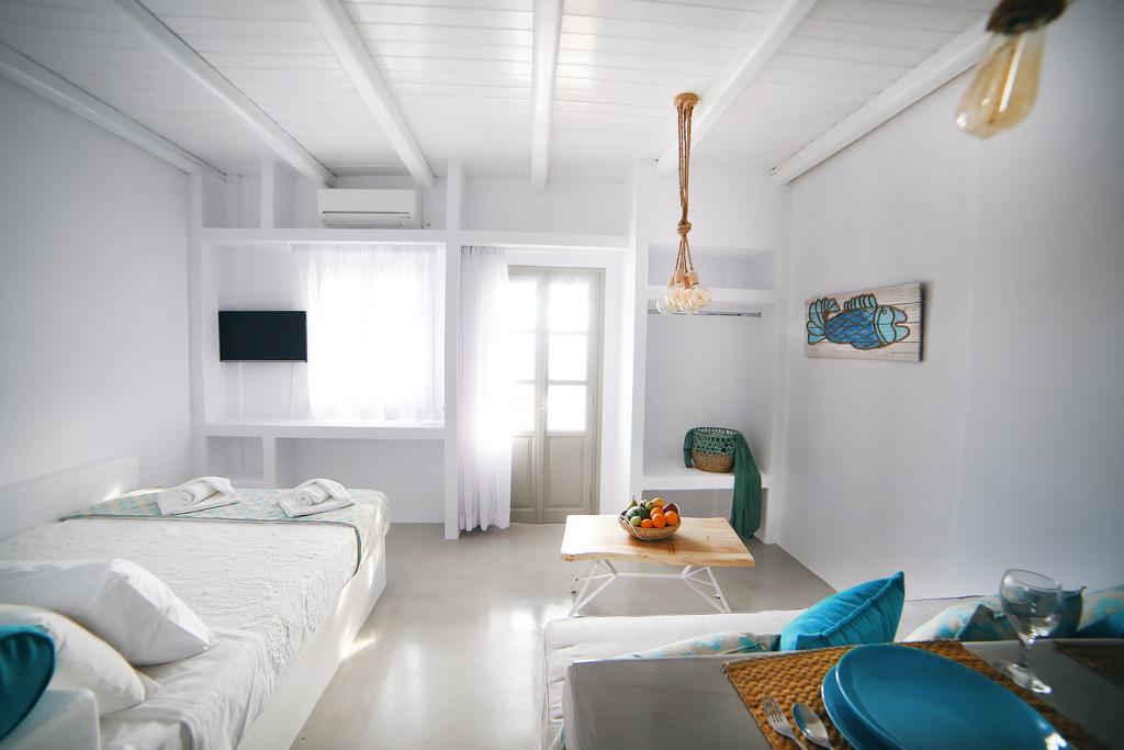 Island House 3* Mylopotas