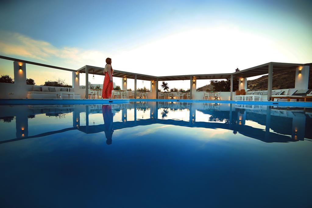 Island House 3*