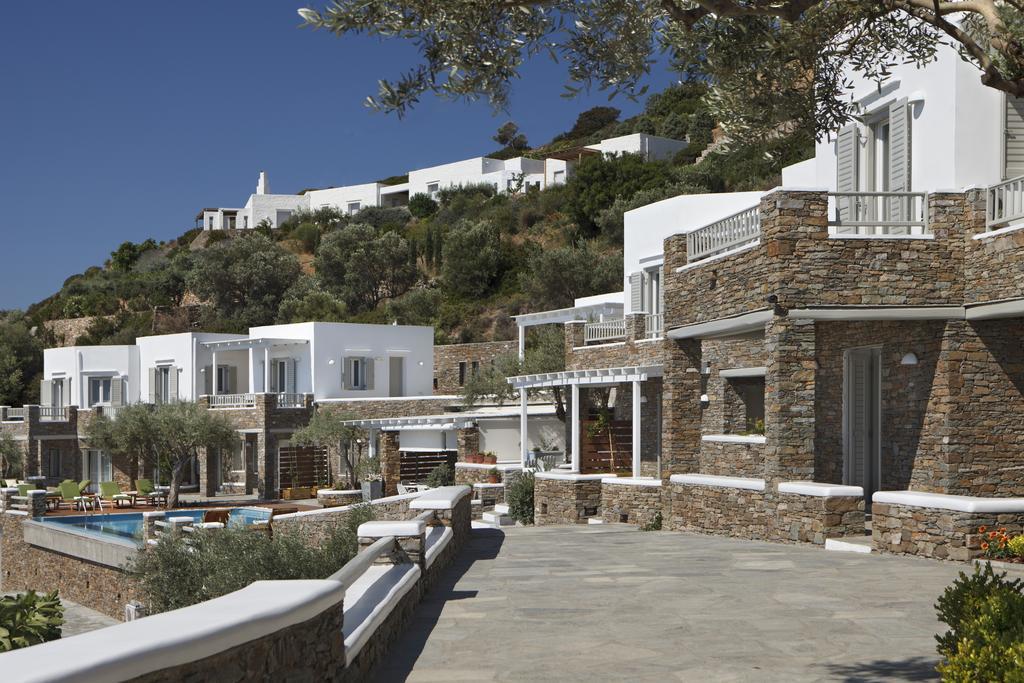 Selana Hotel 3*
