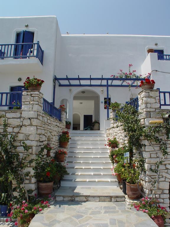 Ragoussis House Apartment Logaras