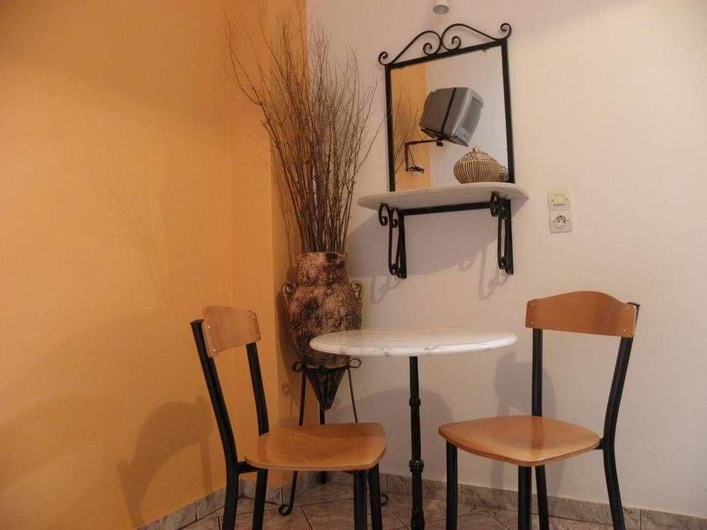 Danae Hotel 3*