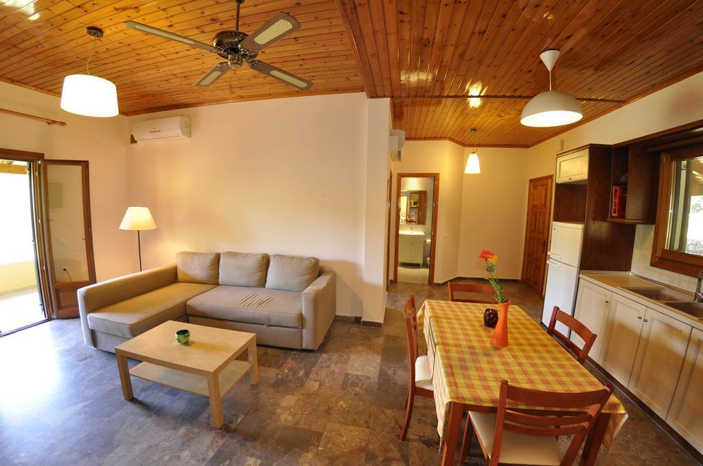 Apartment Magdalini *
