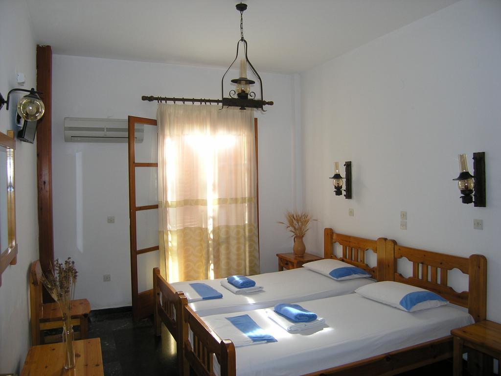 Chanioti Guest house 2*