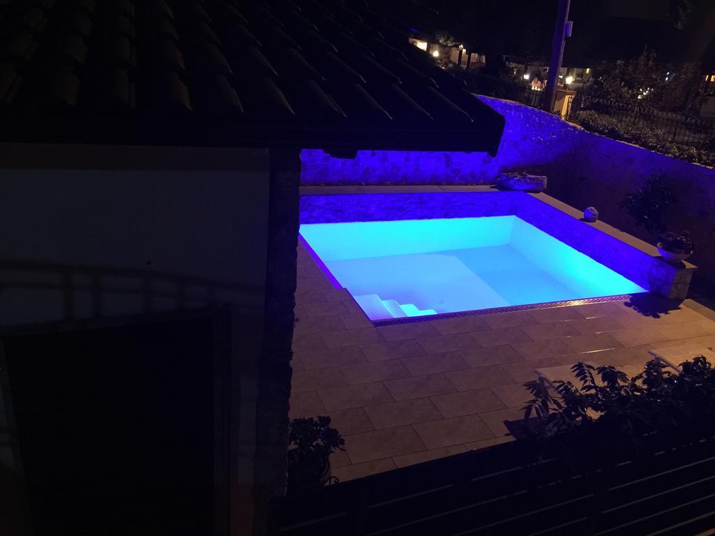 Lithos Villa Parga