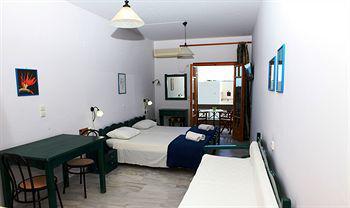 Idomeneas & Hotel 2*