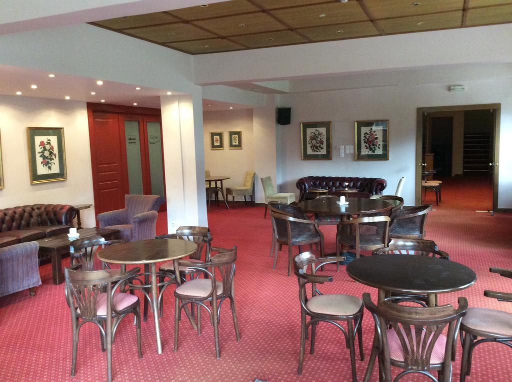 Country Club & Hotel 3*