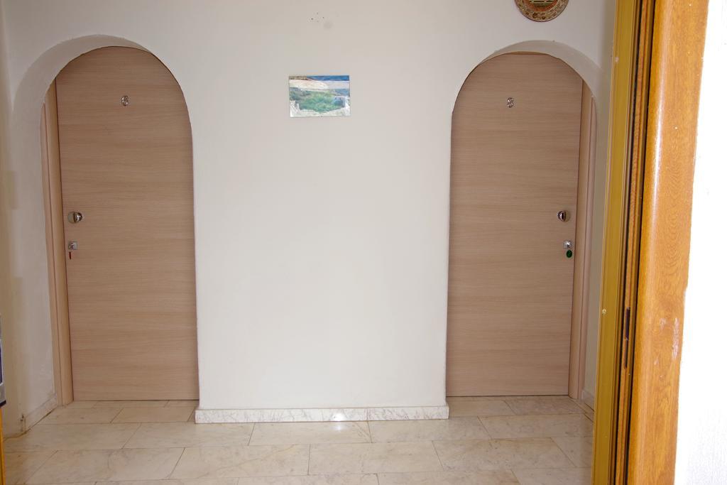 Athina Hotel