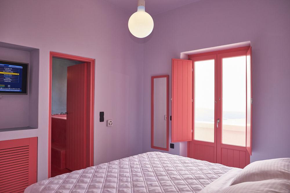 Caldera Cliff Hotel 4*