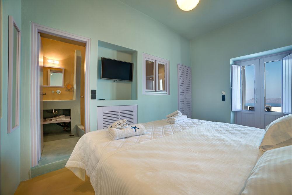 Caldera Cliff Hotel 4*