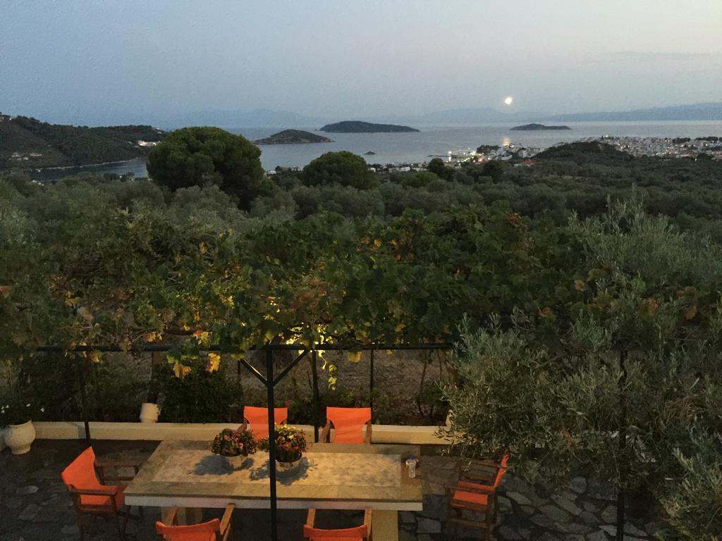 Villa Rania Skiathos Town