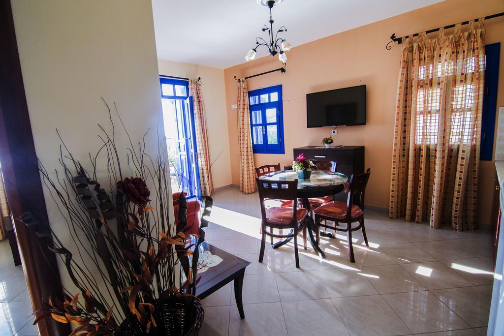 Alkioni Apartment Foinikion
