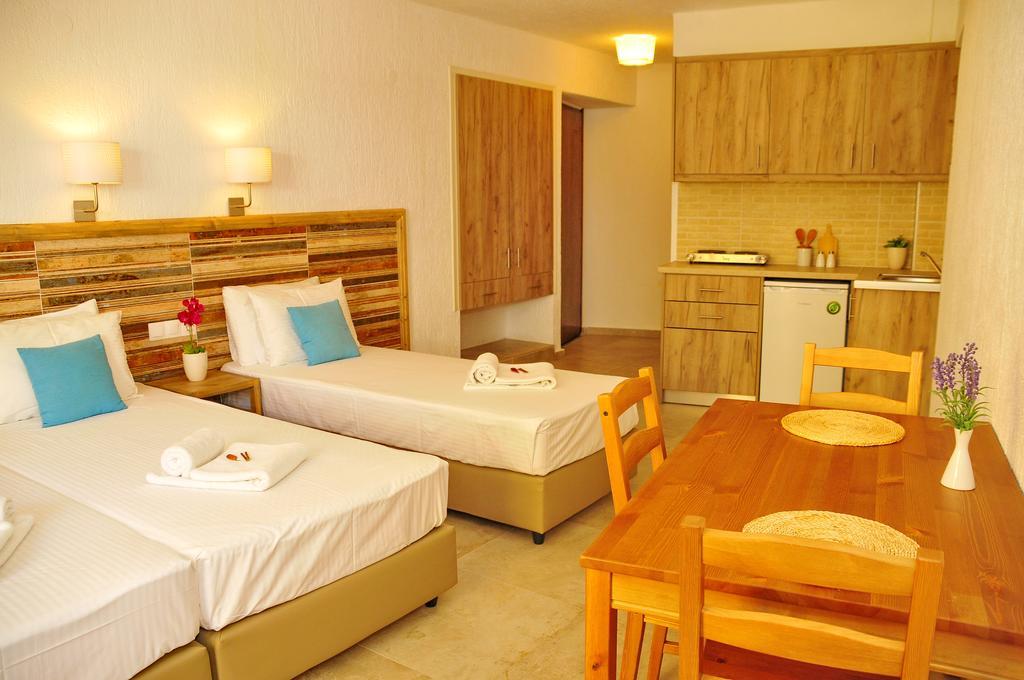 Aparthotel Cleopatra 3*