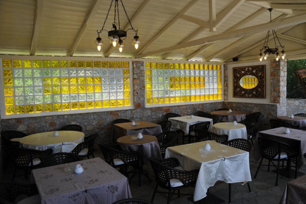Skiathos Island Aparthotel 4*