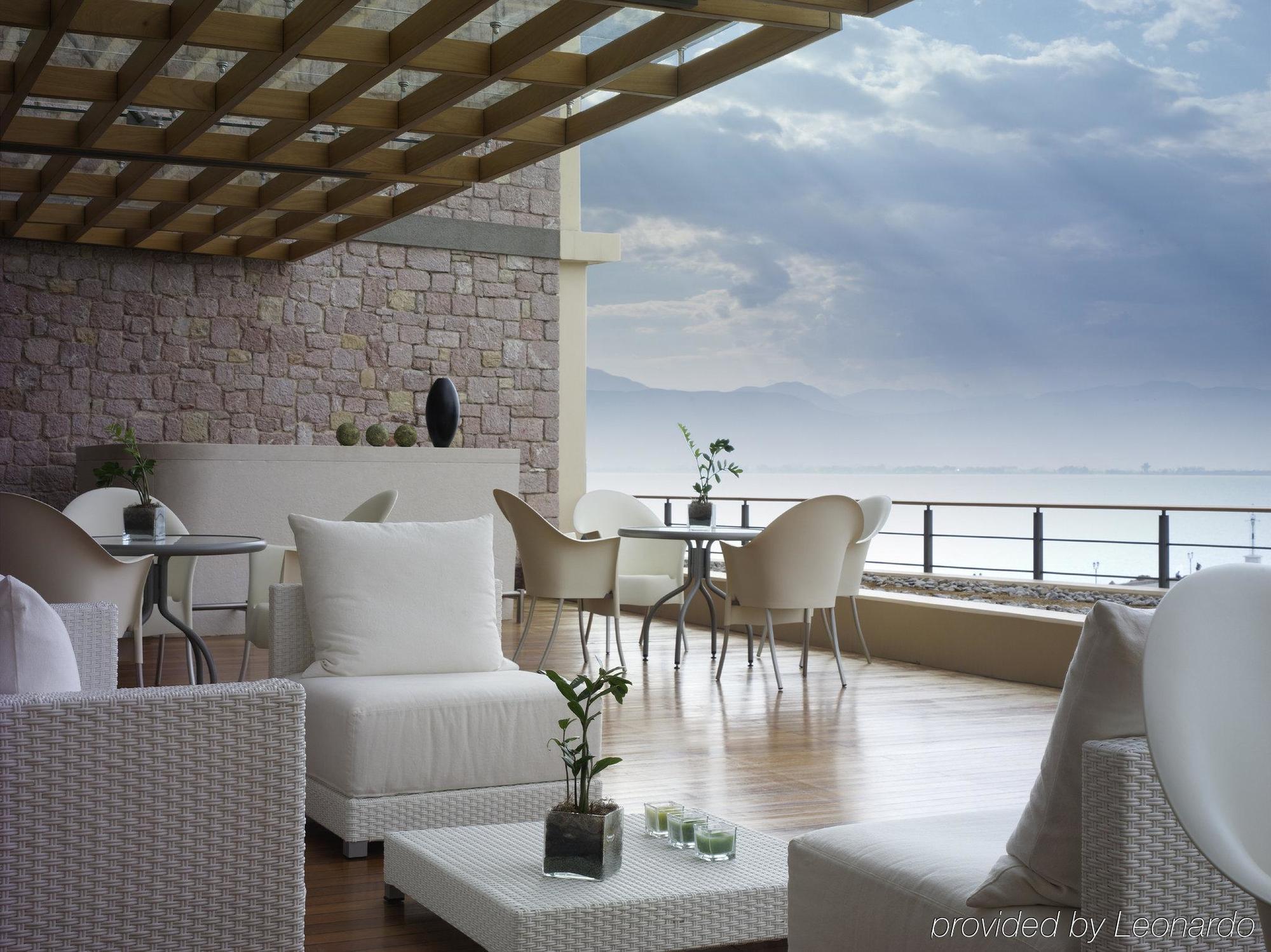 Amphitryon Hotel