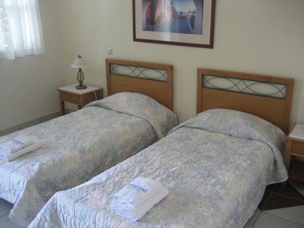Kyveli Aparthotel Vrontados