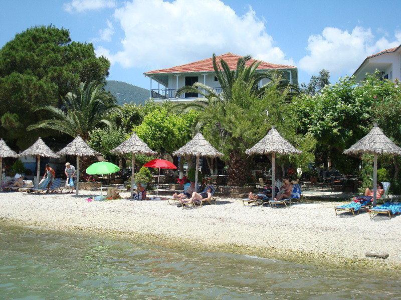 Guest house Delfini 2*