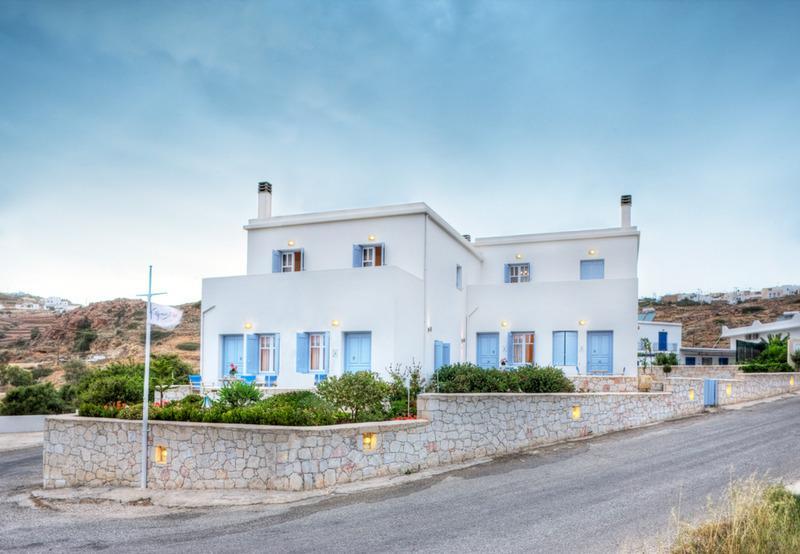 Kimolis Aparthotel 3*