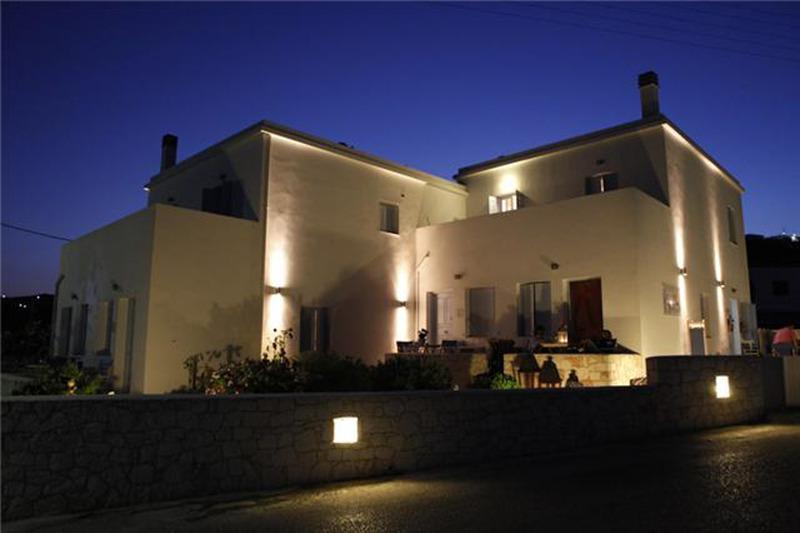 Kimolis Aparthotel