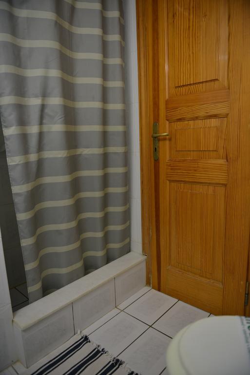 Theoni Apartment *