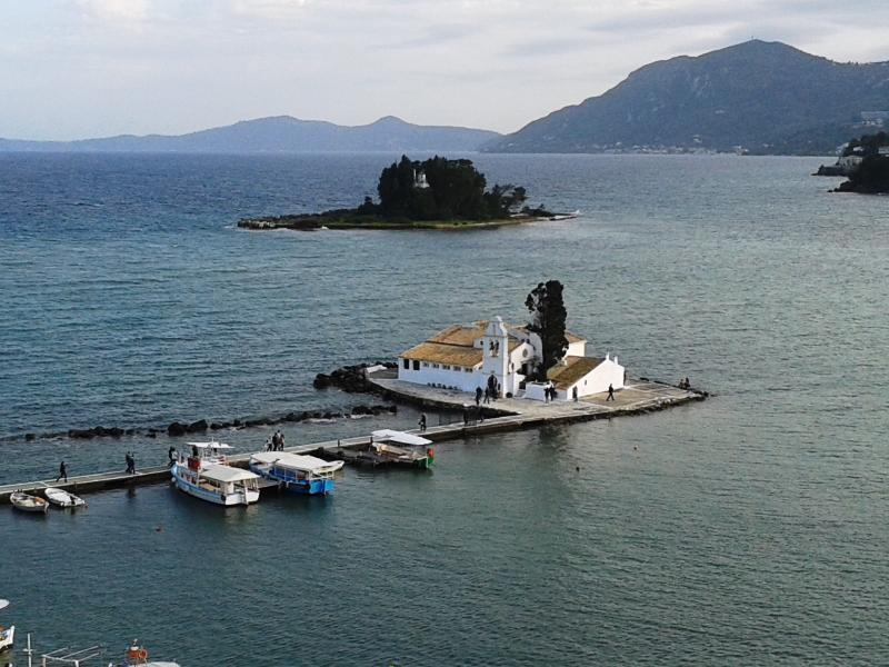 Apostolos & Eleni Family Perama (Corfu)