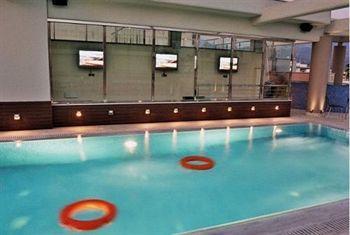 Comfy Boutique Hotel 3*
