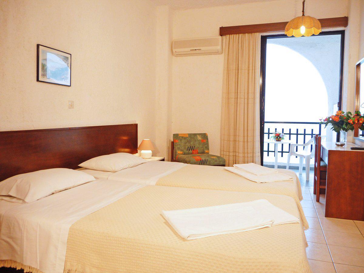Hotel Lymiatis 3*