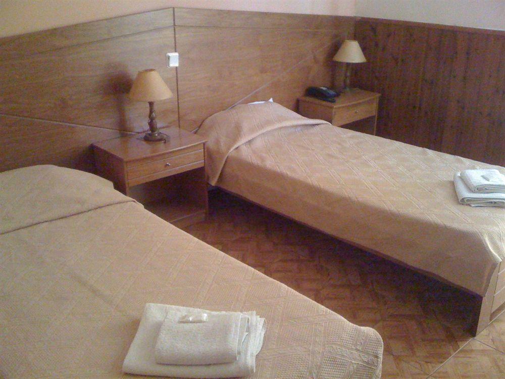 Parthenis Riviera Voula