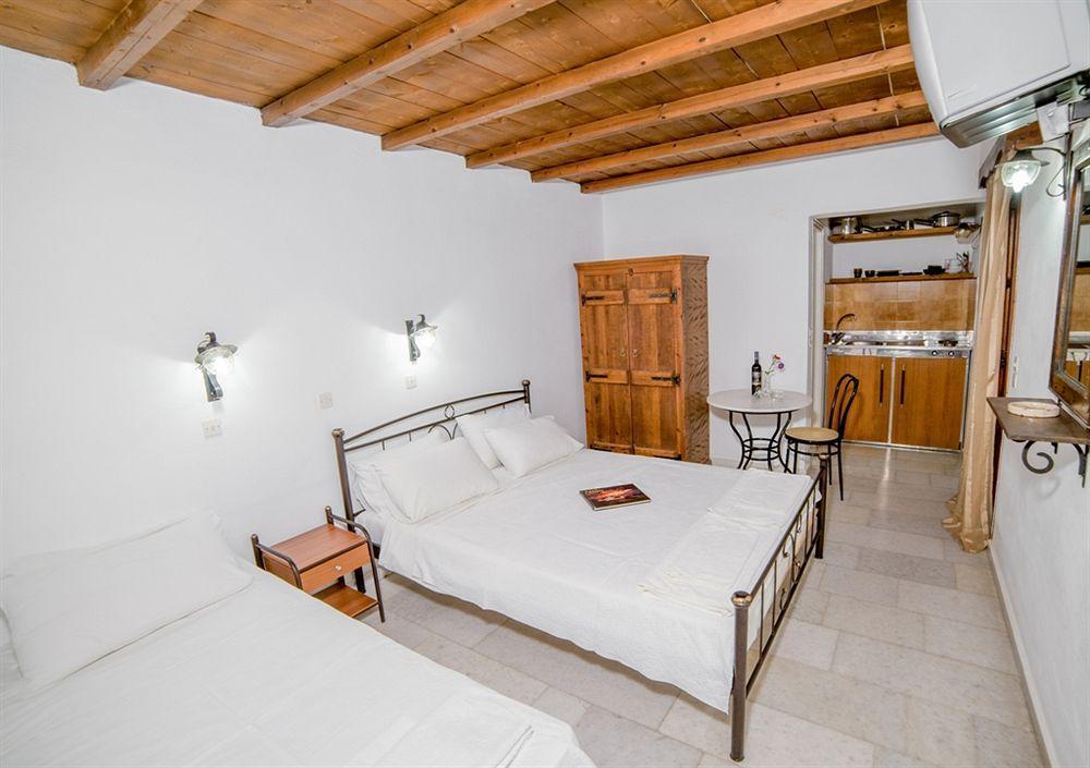 Nastasia Village Aparthotel 2*