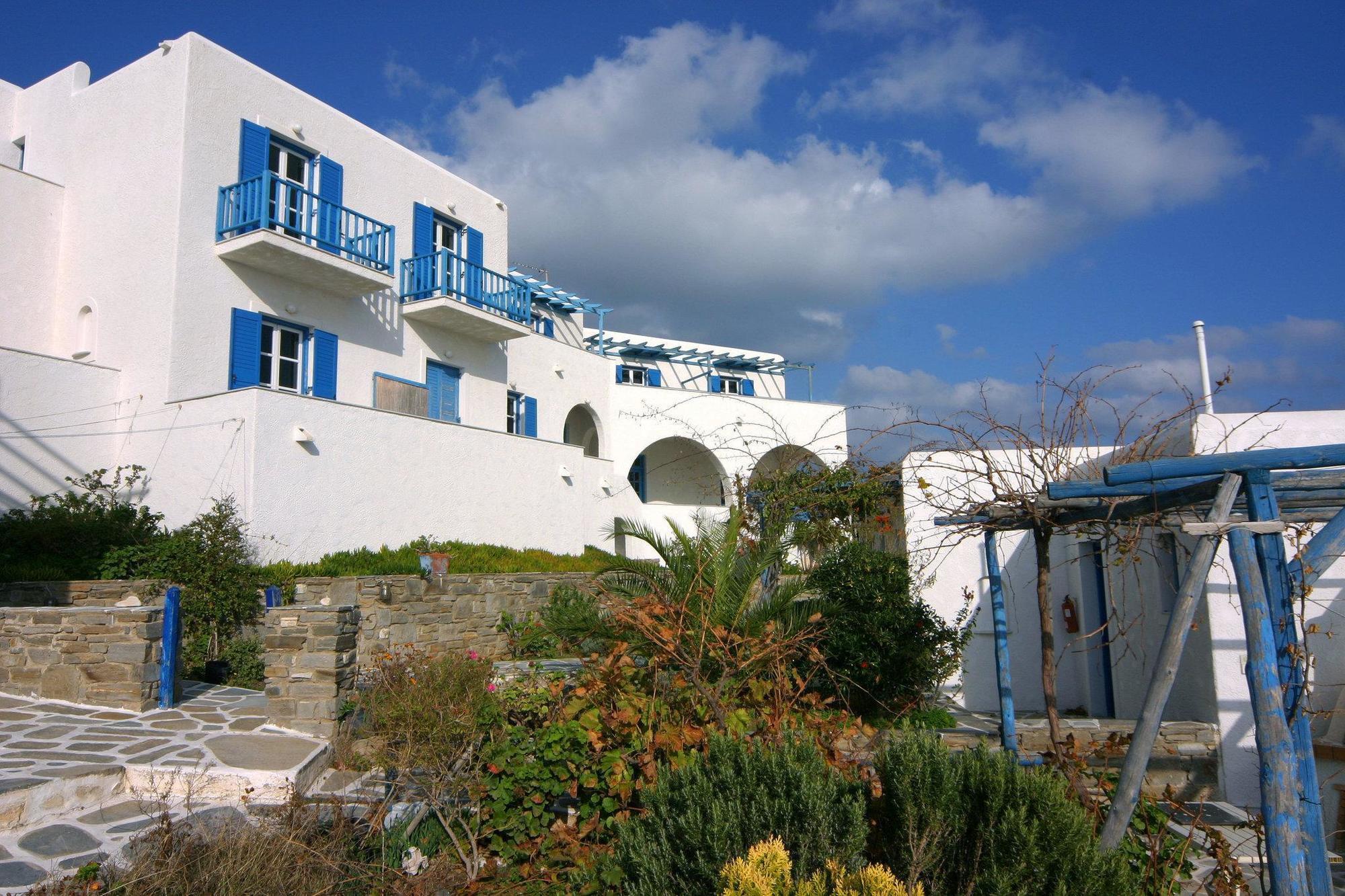 Arkas Aparthotel 4*