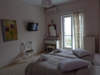Odos Kentavron 2*