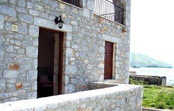 Las - Giannakakoy Traditional Stone Houses Neo Oitilo