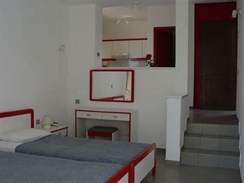 Aparthotel Nikolaos House