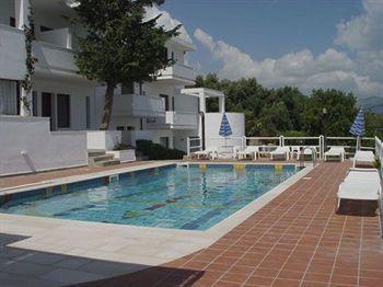 Nikolaos House