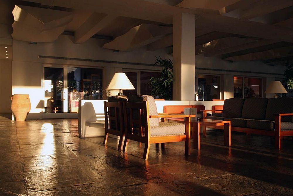 Hotel Aks 4*