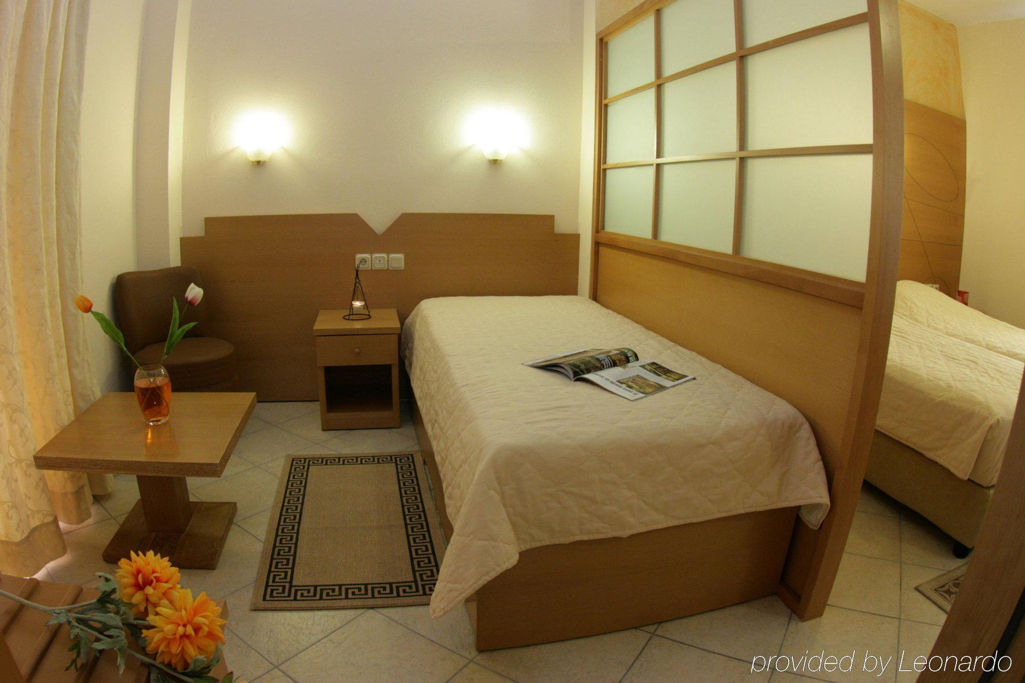 Life Hotel