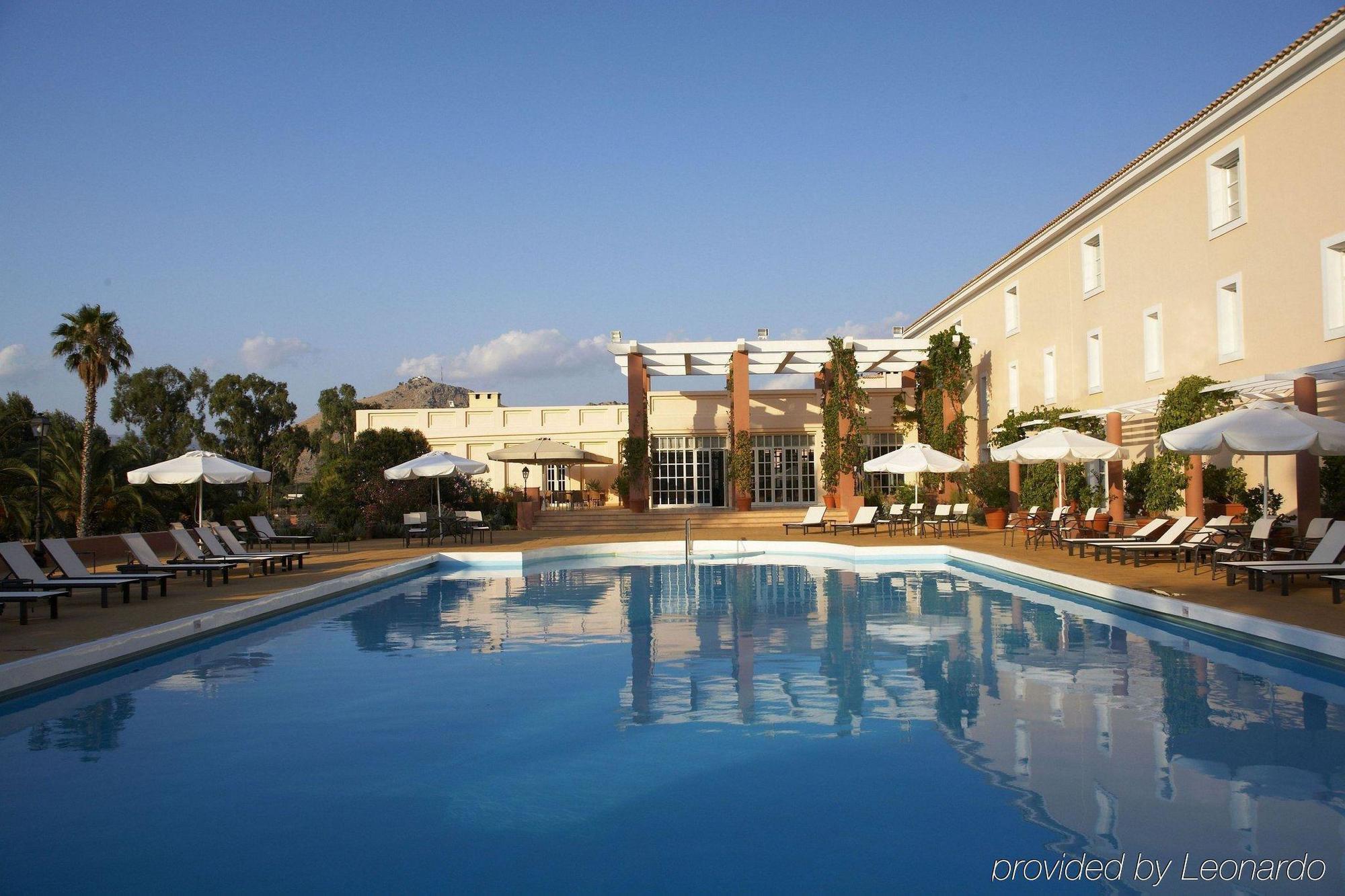 Amalia Hotel 4*
