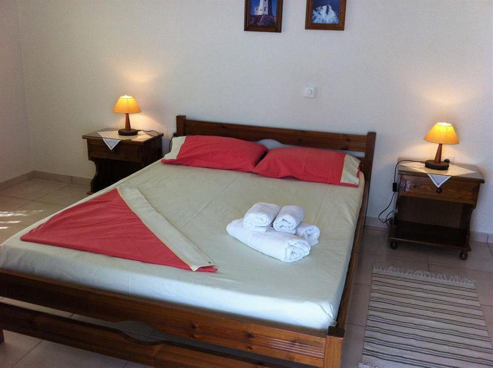 Guest house Faros