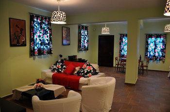 Nymfes Apartment *