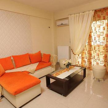 Christine Apartment Aliveri