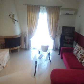 Christine Apartment *