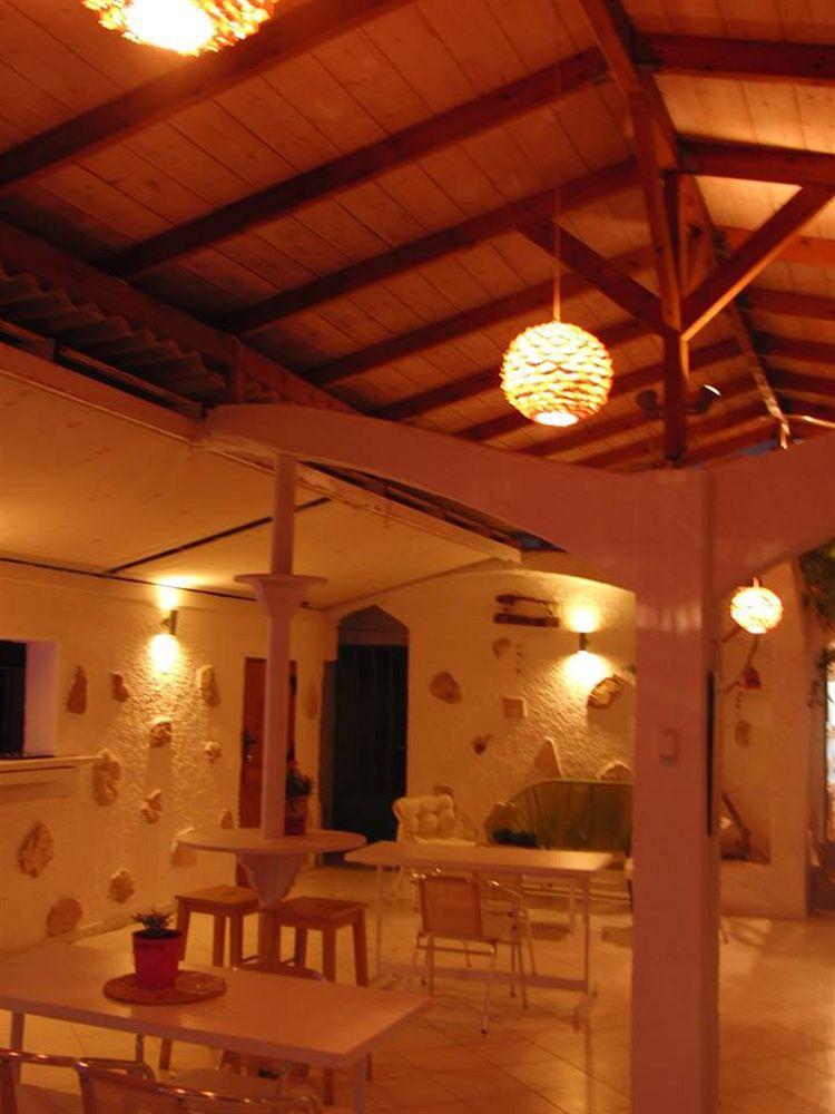 Kavos Bay Seafront Apartment *