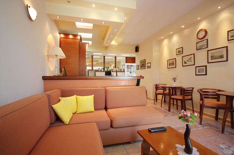 Hotel Dionysis Adamantas (Milos)
